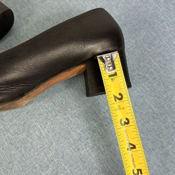 Salvatore Ferragamo Black Leather Square Toe Gold Logo Block Heels Size 7.5 C - Picture 9 of 9